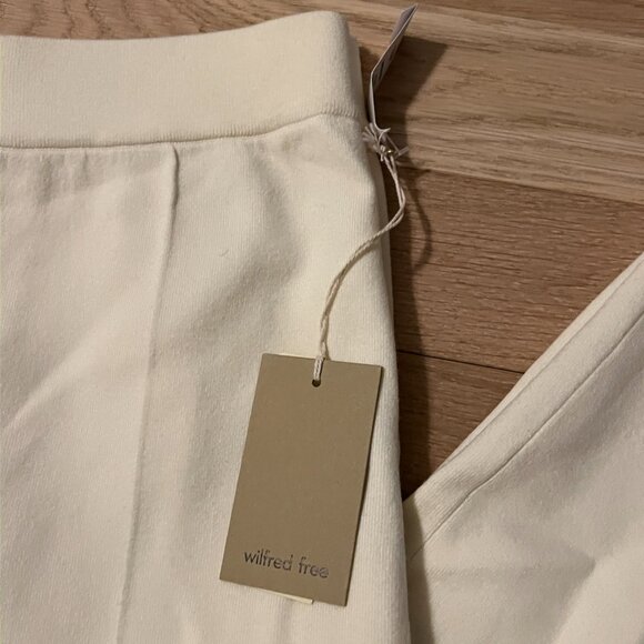 NWT Aritzia Babaton Souvenir White Wide Leg Knit Pants Size - Picture 3 of 5
